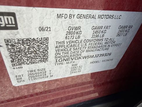 Used 2021 Chevrolet Traverse LT w/ LPO, Floor Liner Package AWD/4WD image 33