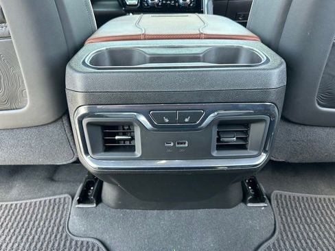Used 2025 GMC Sierra 2500 Denali Ultimate AWD/4WD image 47