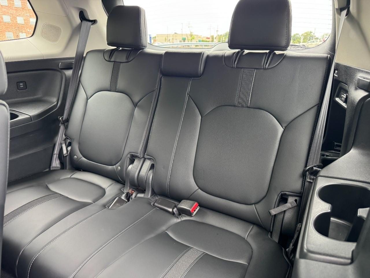 Certified 2025 Honda Pilot Touring image 13