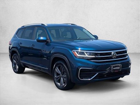 Used 2022 Volkswagen Atlas SEL R-Line AWD/4WD image 3
