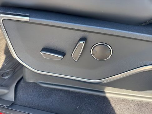 Used 2025 Ford F150 Raptor image 10