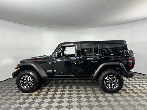 Certified 2025 Jeep Wrangler Unlimited Rubicon image 9
