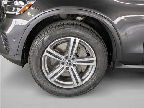 Certified 2022 Mercedes-Benz GLC 300 image 21