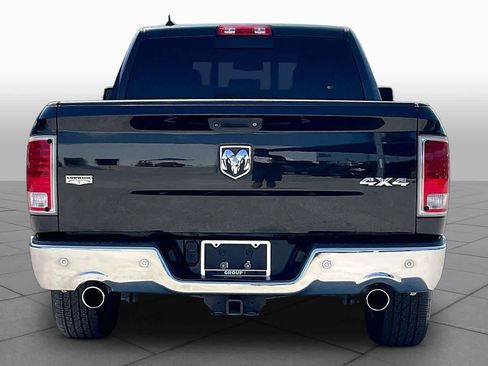 Used 2018 RAM 1500 Laramie w/ Convenience Group AWD/4WD image 5