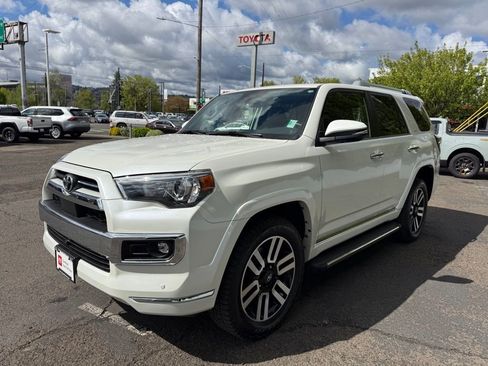 Certified 2023 Toyota 4Runner Limited AWD/4WD image 4