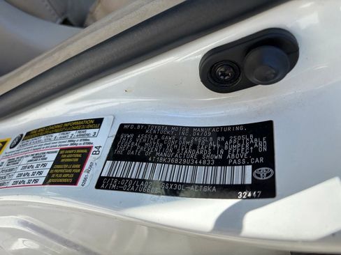 Used 2009 Toyota Avalon XLS FWD image 14