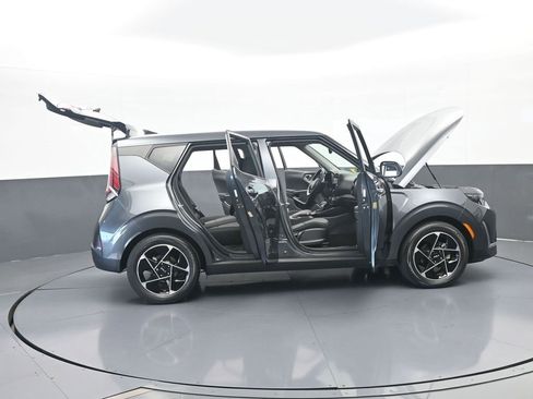 Used 2023 Kia Soul EX image 70