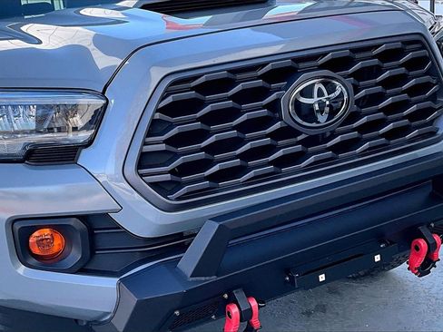 Certified 2021 Toyota Tacoma TRD Sport w/ Technology Package image 31