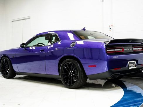 Used 2023 Dodge Challenger SRT Hellcat w/ Driver Convenience Group image 7
