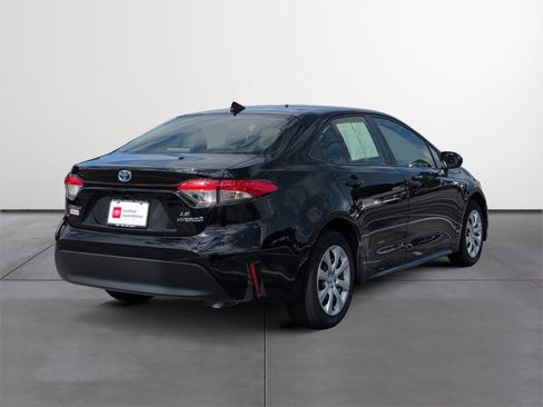 Used 2024 Toyota Corolla LE FWD image 5