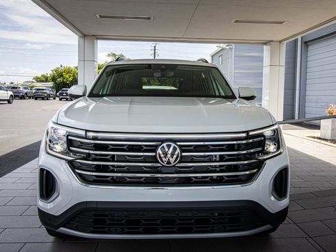 New 2026 Volkswagen Atlas SE FWD image 8