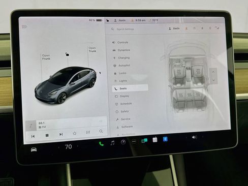 Used 2018 Tesla Model 3 Long Range RWD image 33