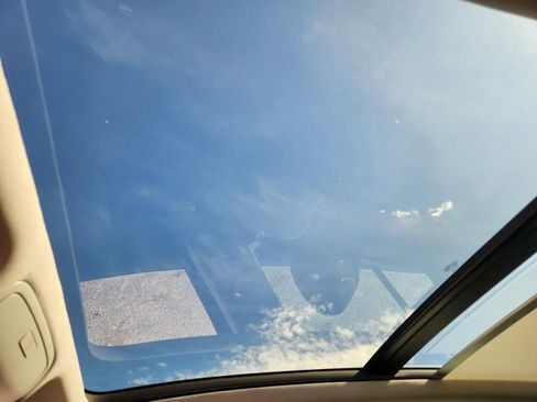 Used 2016 Volkswagen Tiguan SE image 29