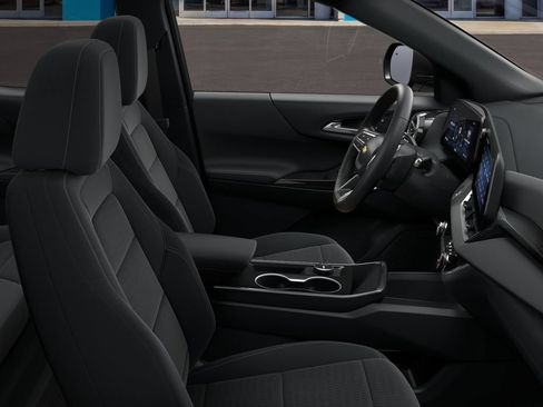 New 2026 Chevrolet Equinox LT FWD image 11