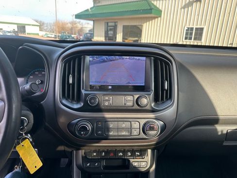 Used 2022 GMC Canyon AT4 w/ Trailering Package image 17