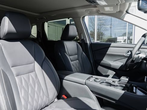 New 2026 Nissan Rogue Platinum AWD/4WD image 29