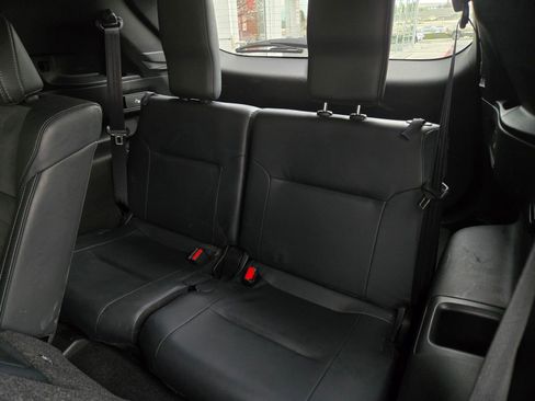 Used 2024 Mitsubishi Outlander SE Black Edition image 12