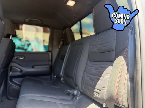 Used 2023 Nissan Frontier PRO-4X w/ Pro Convenience Package AWD/4WD image 17