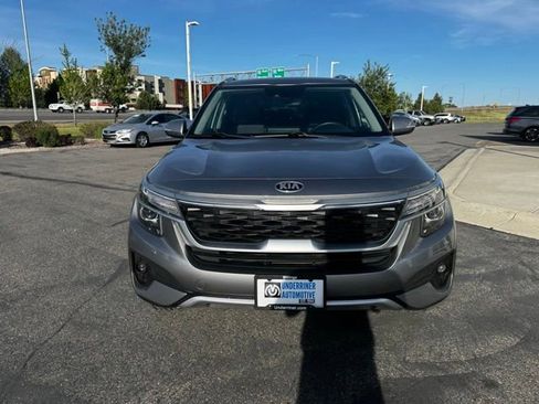 Used 2021 Kia Seltos S AWD/4WD image 3