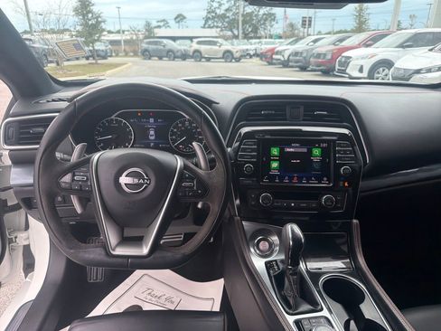 Used 2023 Nissan Maxima SR w/ Sport Mat Group image 26