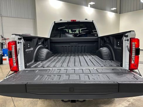 New 2026 Ford F250 Lariat w/ Black Appearance Package AWD/4WD image 33