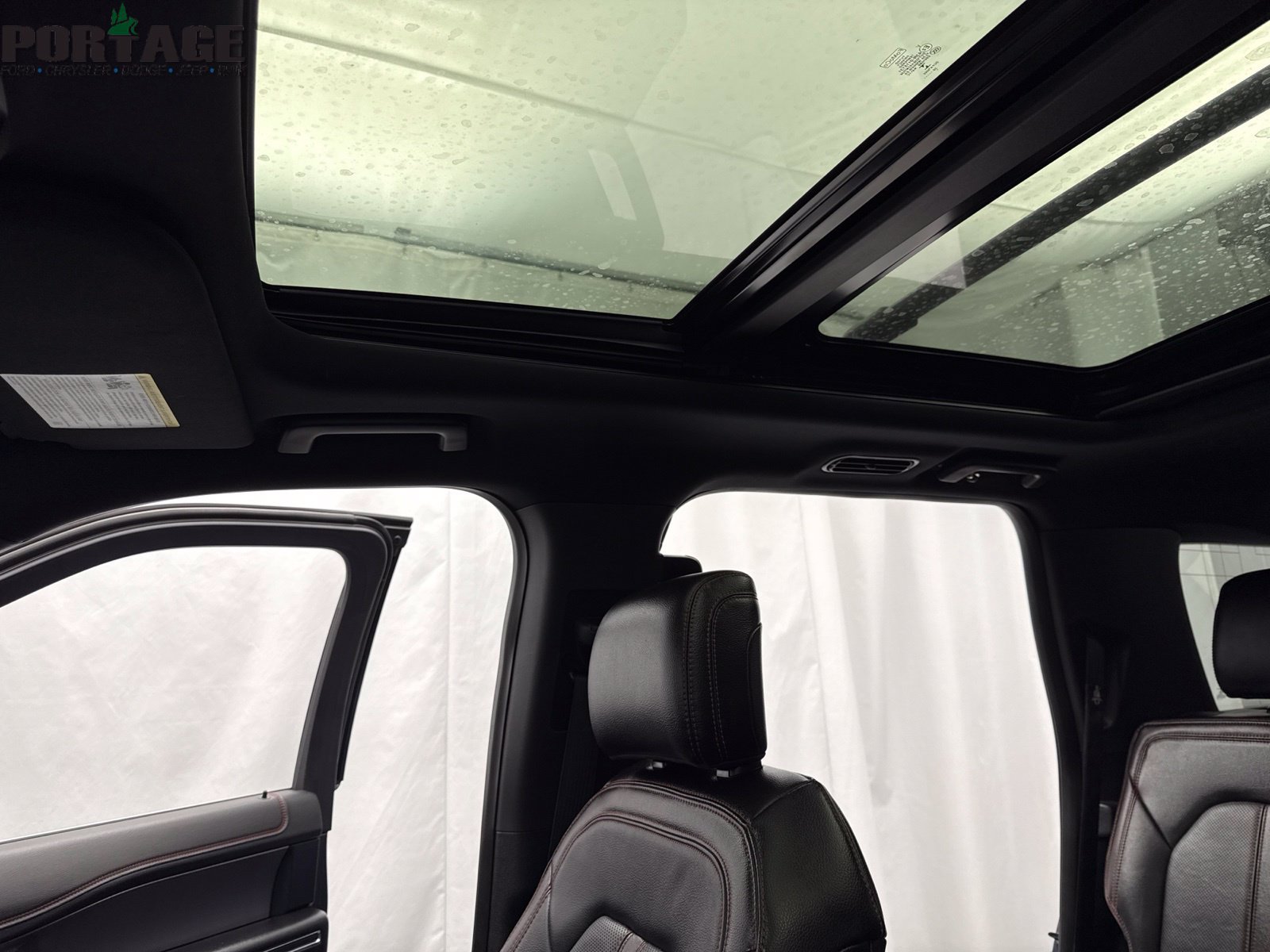 Used 2020 Ford Expedition Max Limited w/ Equipment Group 303A AWD/4WD image 24