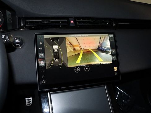 Used 2024 Land Rover Range Rover Evoque Dynamic SE image 19