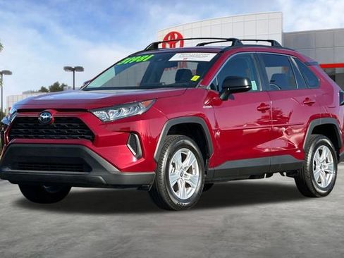 Certified 2021 Toyota RAV4 LE w/ Carpet Mat Package (TMS) AWD/4WD image 10