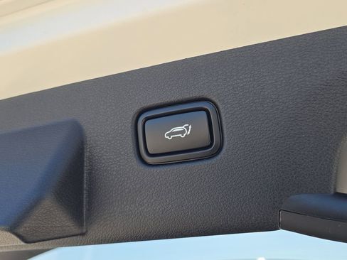 New 2026 Kia Sportage EX FWD image 11