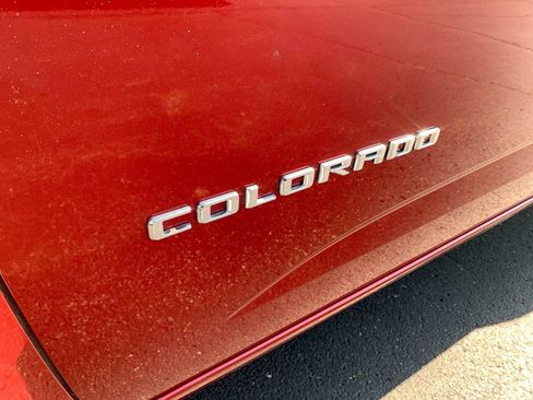 Used 2022 Chevrolet Colorado LT w/ LT Convenience Package AWD/4WD image 27