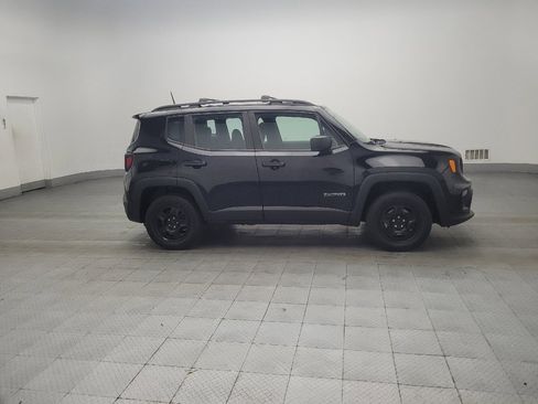 Used 2019 Jeep Renegade Sport image 11