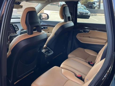 Used 2016 Volvo XC90 T6 Momentum w/ Momentum Plus Package image 43