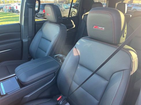 New 2026 Chevrolet Traverse Z71 w/ Driver Confidence Package image 11
