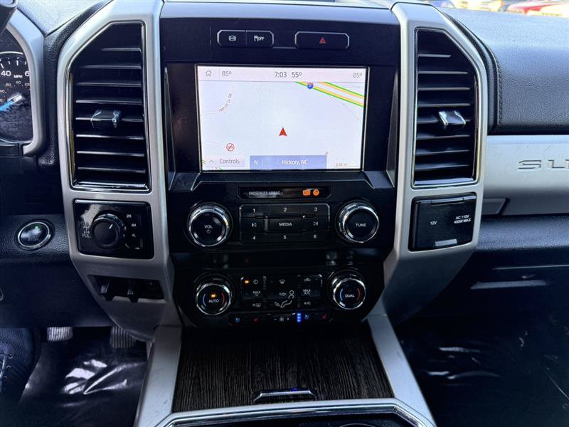 Used 2021 Ford F250 Lariat w/ Lariat Ultimate Package AWD/4WD image 31