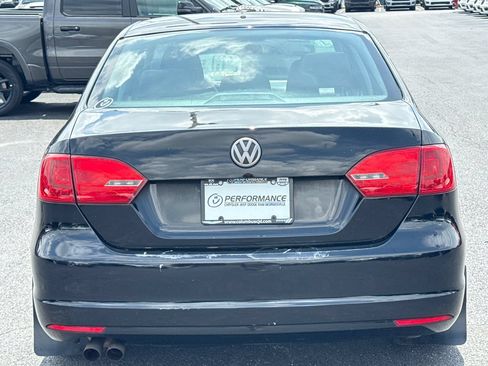 Used 2013 Volkswagen Jetta S FWD image 4