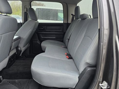 Used 2018 RAM 1500 Express w/ Express Value Package image 8