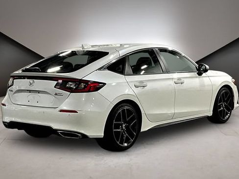 Used 2024 Honda Civic Sport Touring image 6
