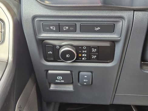 Used 2024 Ford F150 Lariat AWD/4WD image 24