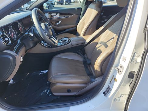 Used 2019 Mercedes-Benz E 300 image 25