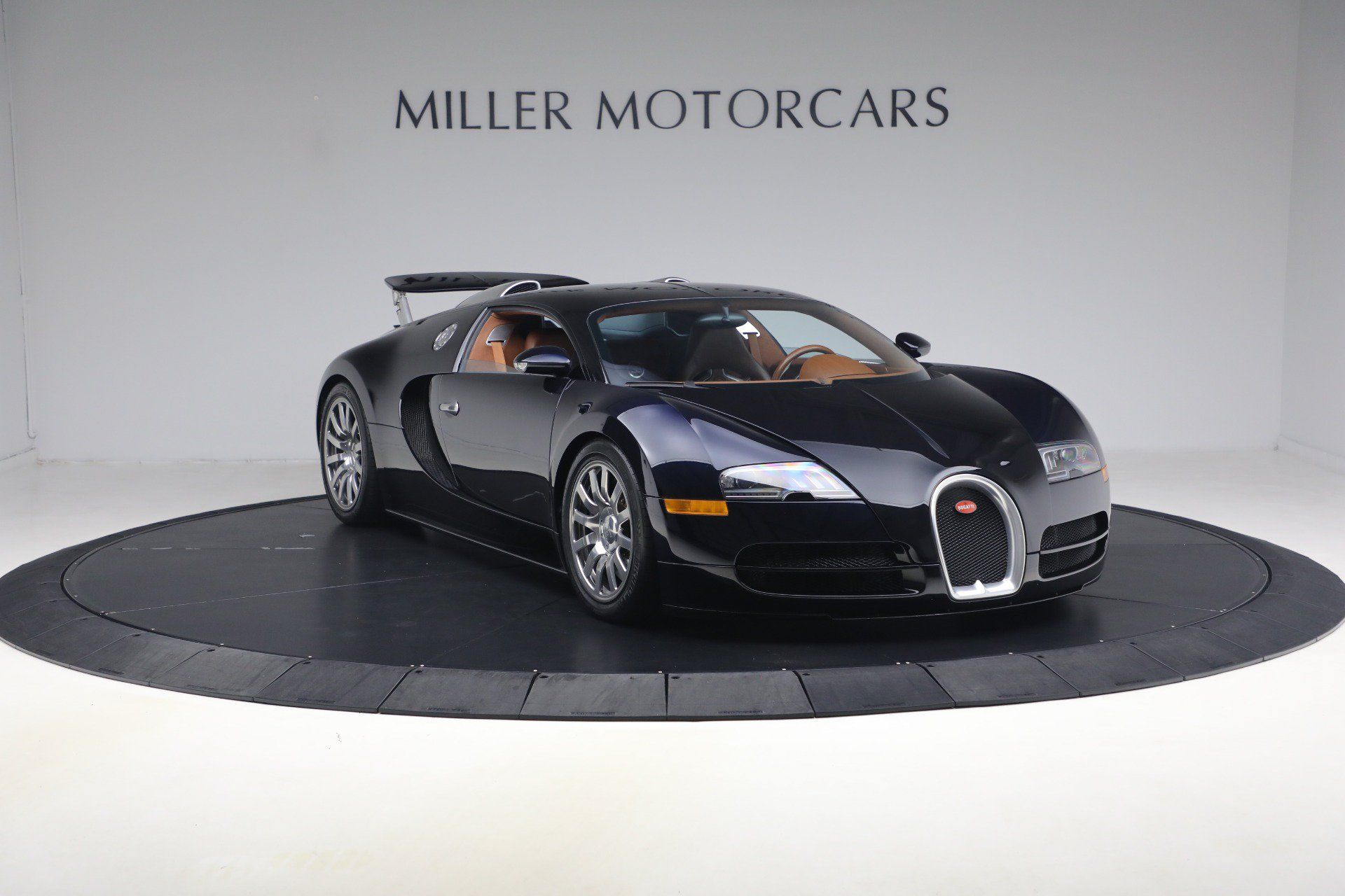 Used 2006 Bugatti Veyron AWD/4WD image 11
