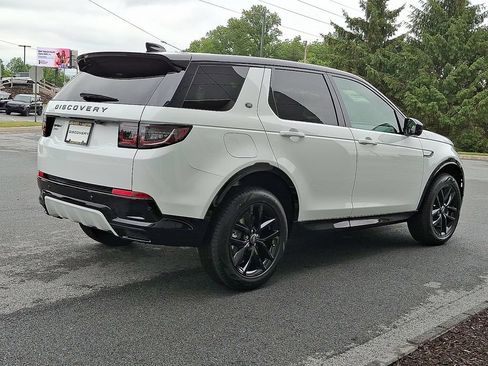 New 2026 Land Rover Discovery Sport Landmark AWD/4WD image 3