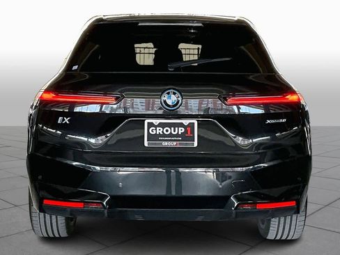 Used 2024 BMW iX xDrive50 w/ Premium Package image 5
