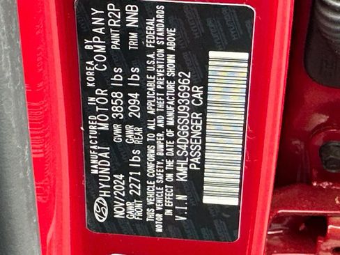 New 2025 Hyundai Elantra SEL image 37