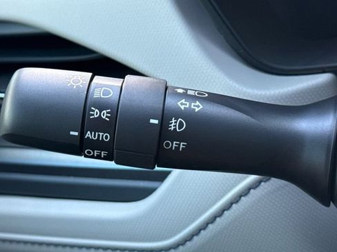 Used 2025 Subaru Forester Limited AWD/4WD image 20