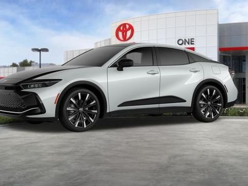 New 2026 Toyota Crown Platinum AWD/4WD image 25
