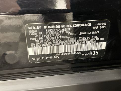 Used 2023 Mitsubishi Outlander SE image 28