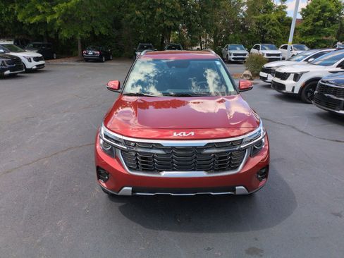 New 2026 Kia Seltos S FWD image 2