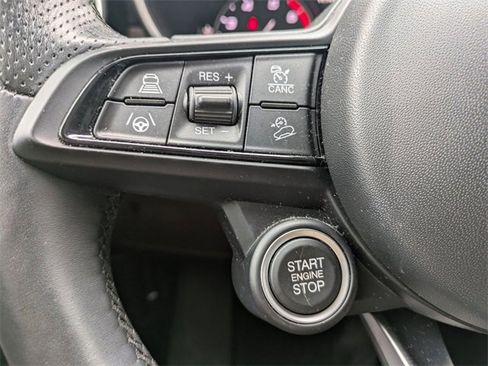 Used 2021 Alfa Romeo Stelvio Ti w/ Premium Package image 14