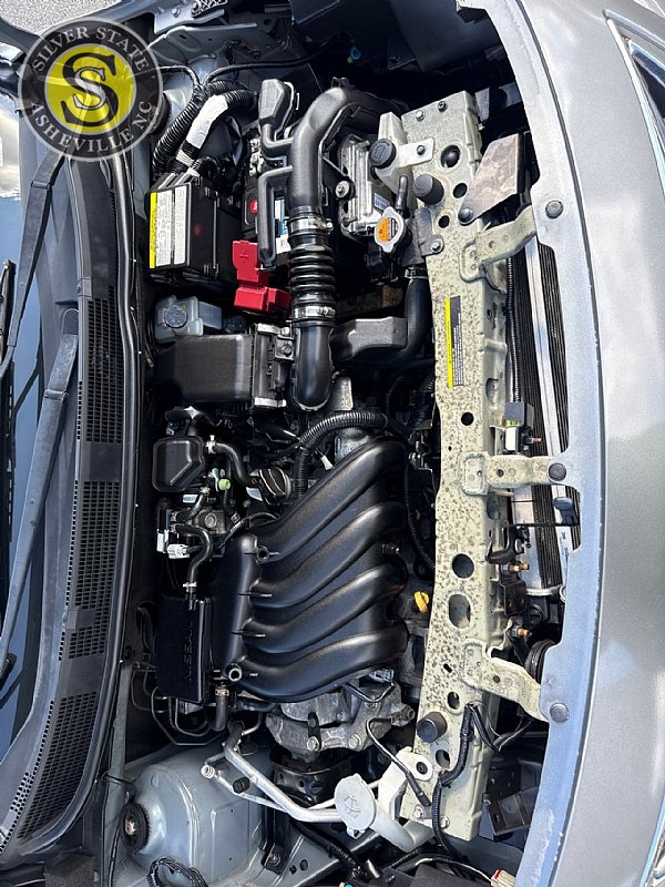 Used 2013 Nissan Versa SV FWD image 23