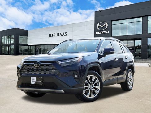 Used 2025 Toyota RAV4 Limited image 1